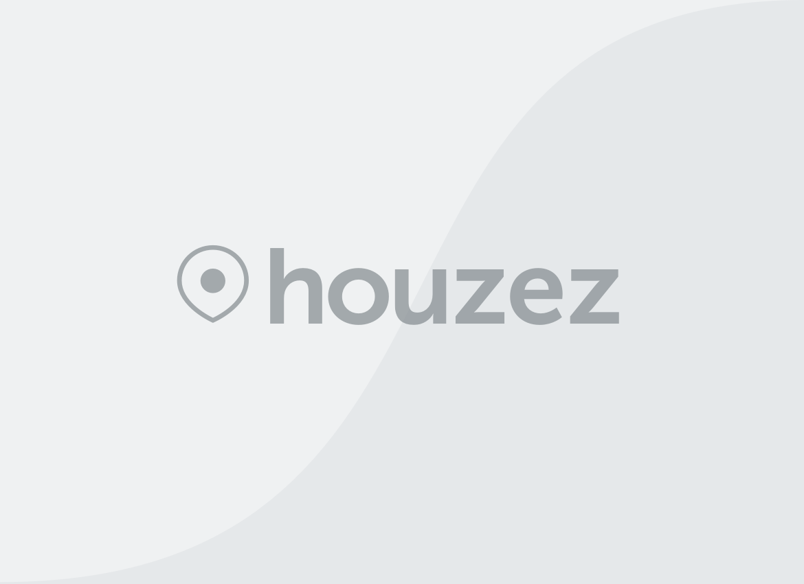 1040 The Queensway Avenue, Toronto, ON M8Z 0A7